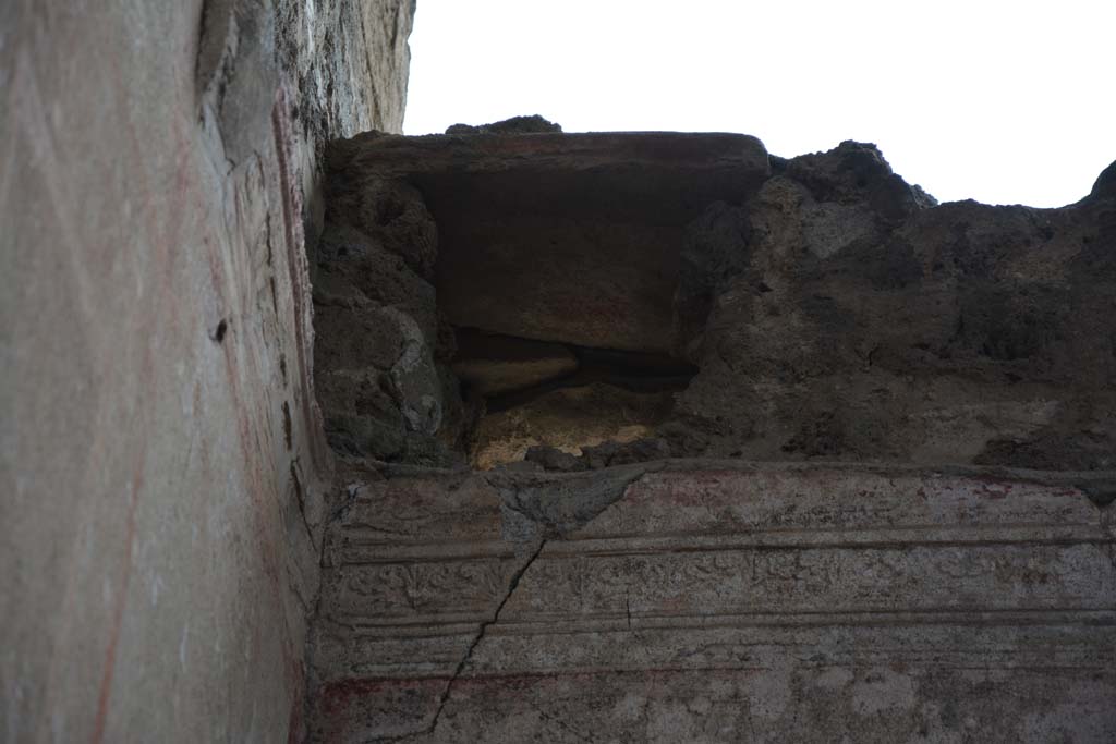 IX.5.11 Pompeii. May 2017. Room i, upper east wall in north-east corner.
Foto Christian Beck, ERC Grant 681269 D�COR.



