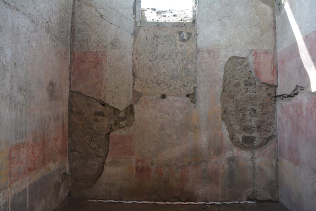 IX.5.11 Pompeii. May 2017. Room i, looking towards lower south wall.
Foto Christian Beck, ERC Grant 681269 D�COR.
