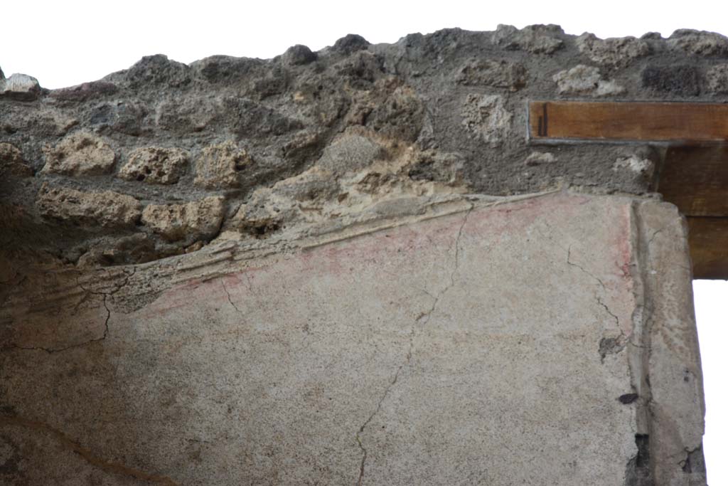 IX.5.11 Pompeii. March 2017. Room i, upper south wall at east side of window. 
Foto Christian Beck, ERC Grant 681269 D�COR.

