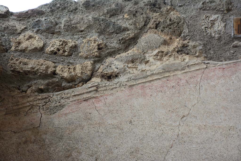 IX.5.11 Pompeii. March 2017. Room i, detail of upper south wall at east side of window. 
Foto Christian Beck, ERC Grant 681269 D�COR.

