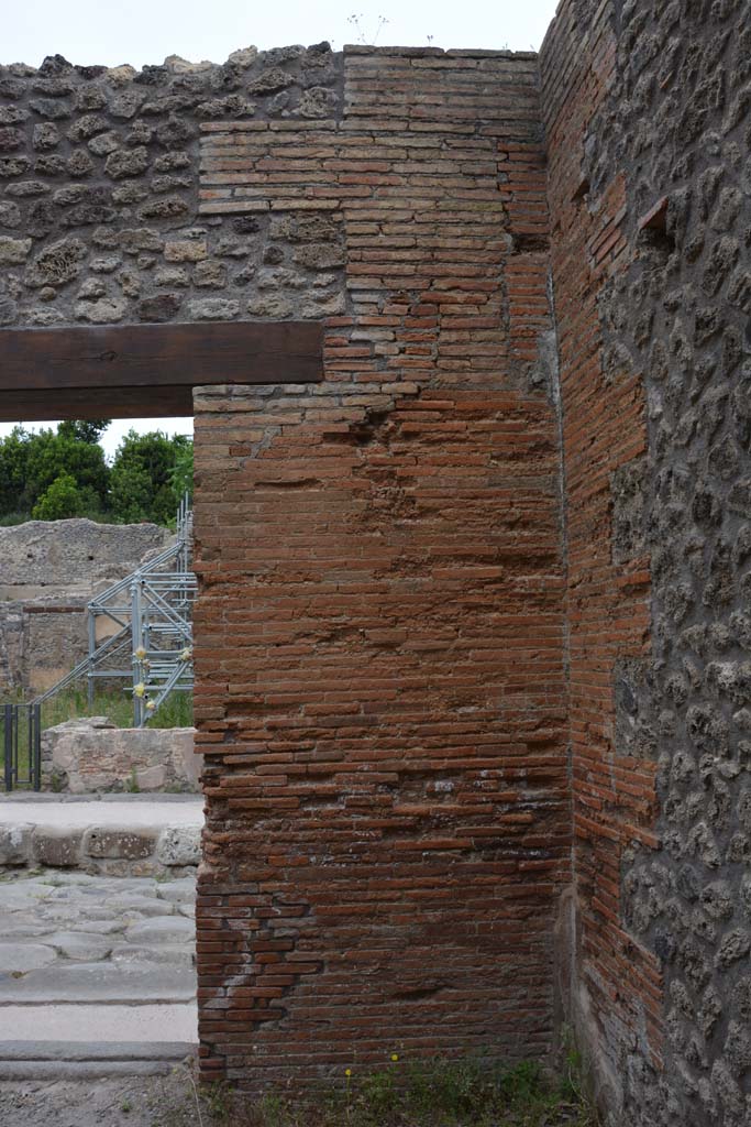 IX.5.12 Pompeii. May 2017. Looking towards north wall in north-east corner.
Foto Christian Beck, ERC Grant 681269 D�COR.

