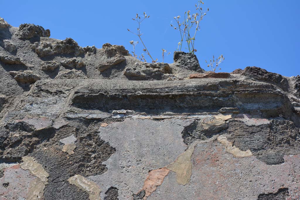 IX.5.14 Pompeii. May 2017. Room �L�, detail from upper north wall in north-west corner.
Foto Christian Beck, ERC Grant 681269 D�COR.
