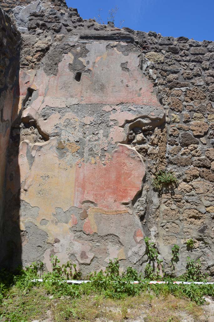 IX.5.14 Pompeii. May 2017. Room �L�, north wall at west end.
Foto Christian Beck, ERC Grant 681269 D�COR.

