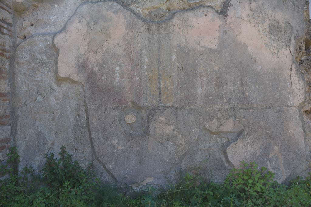 IX.5.14 Pompeii. May 2017. Peristyle �k�, detail from south wall showing remaining painted decoration.
Foto Christian Beck, ERC Grant 681269 D�COR.
