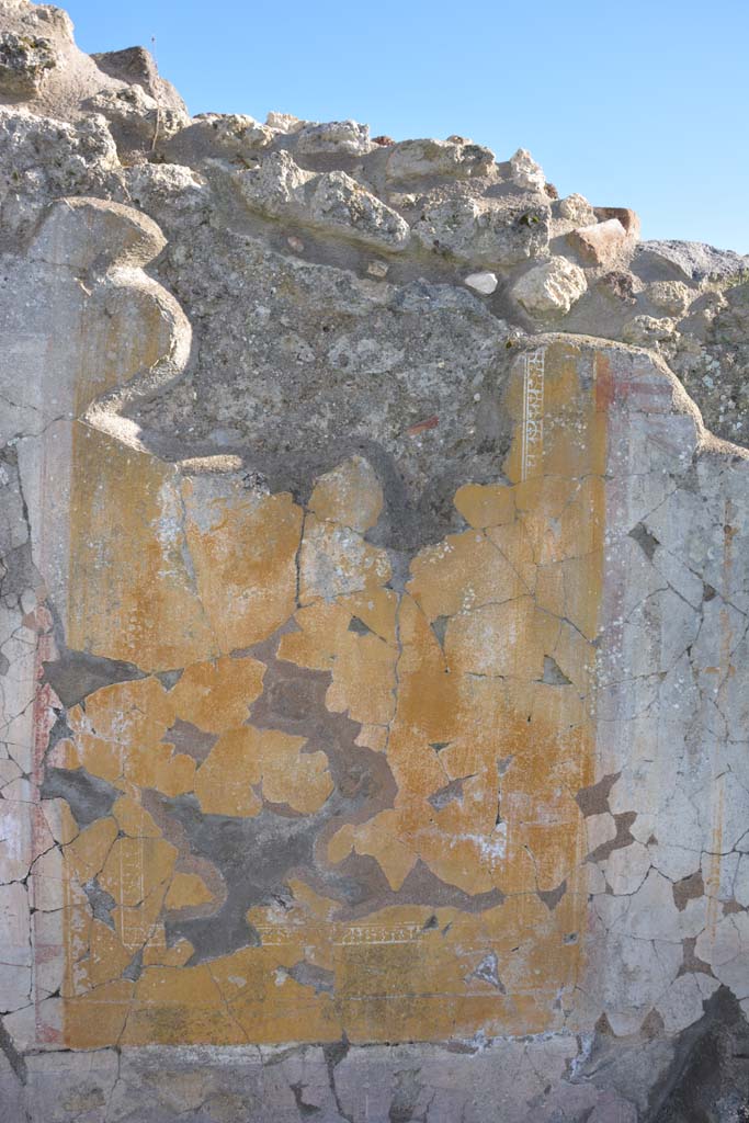 IX.5.14 Pompeii. March 2017.  Peristyle �k�, remaining yellow painted panel on south wall.
Foto Christian Beck, ERC Grant 681269 D�COR.

