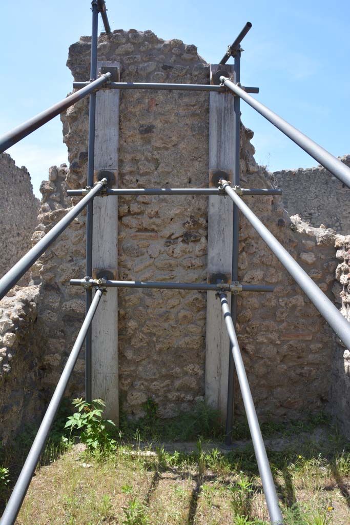 IX.5.14 Pompeii. May 2017. Kitchen “q”, looking towards west wall.
Foto Christian Beck, ERC Grant 681269 DÉCOR.