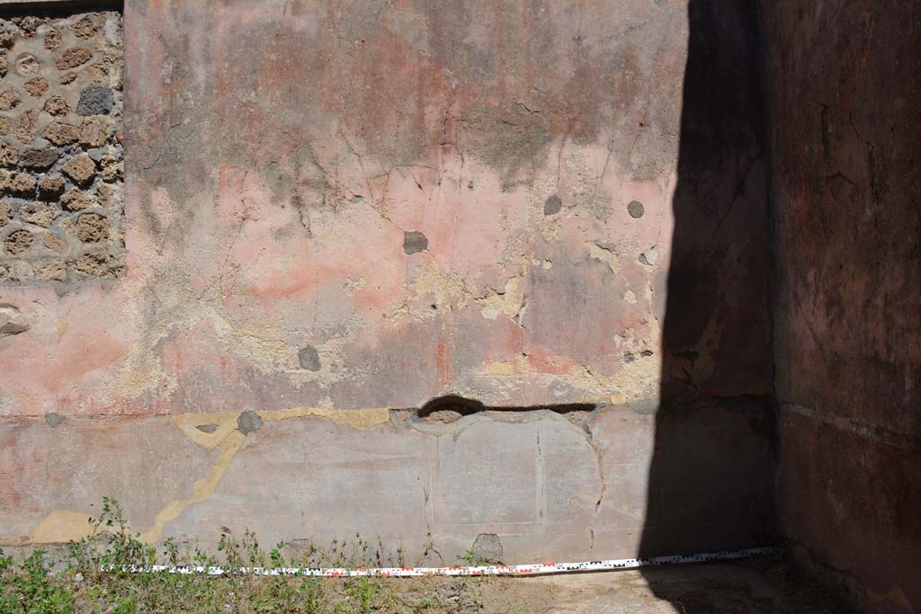 IX.5.14 Pompeii. May 2017. Room �f�, looking towards north wall at east end.
Foto Christian Beck, ERC Grant 681269 D�COR
