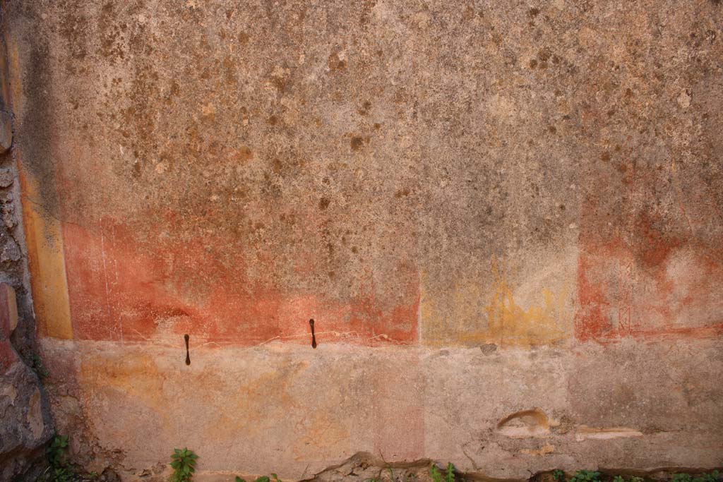 IX.5.14 Pompeii. May 2019. Room �d�, looking towards east wall at north end. 
Foto Christian Beck, ERC Grant 681269 D�COR.

