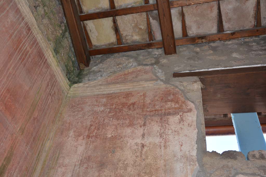 IX.5.14 Pompeii. March 2017. Room �c�, looking towards upper north-east corner.
Foto Christian Beck, ERC Grant 681269 D�COR.
