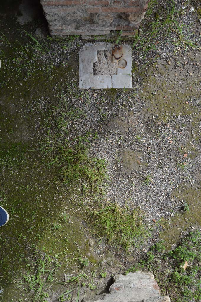 IX.5.14 Pompeii. March 2018. Doorway into room �g�.
Foto Taylor Lauritsen, ERC Grant 681269 D�COR.


