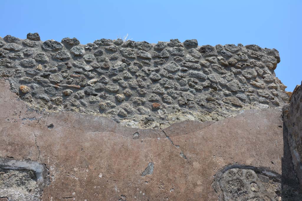 IX.5.6 Pompeii. May 2017. Room q, upper east wall.
Foto Christian Beck, ERC Grant 681269 D�COR
