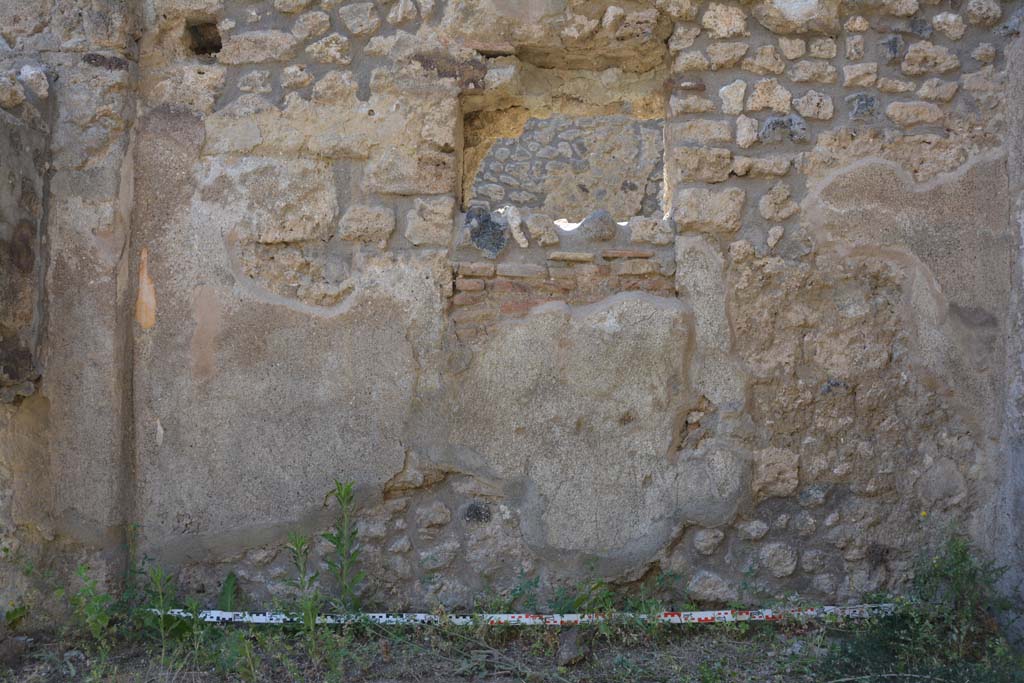 IX.5.18 Pompeii. May 2017. Room r, west wall.
Foto Christian Beck, ERC Grant 681269 DÉCOR.
