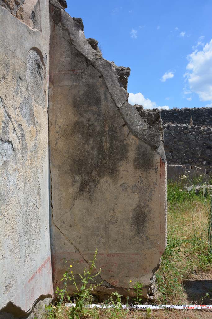 IX.5.18 Pompeii. May 2017. Room p, east wall in north-east corner.
Foto Christian Beck, ERC Grant 681269 DÉCOR.