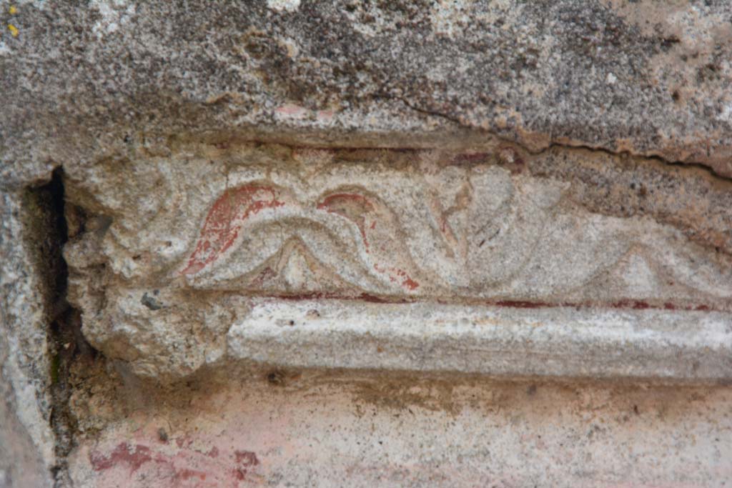 IX.5.18 Pompeii. March 2017. Room n, detail of decorative stucco on upper south wall.
Foto Christian Beck, ERC Grant 681269 DÉCOR.