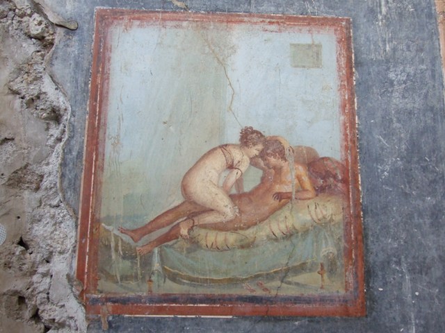 IX.8.6 Pompeii. March 2009.   Room 34.  South wall.
