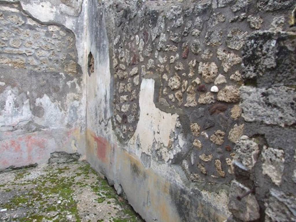 IX.8.6 Pompeii. December 2007. Room 40, wall painting in cubiculum.