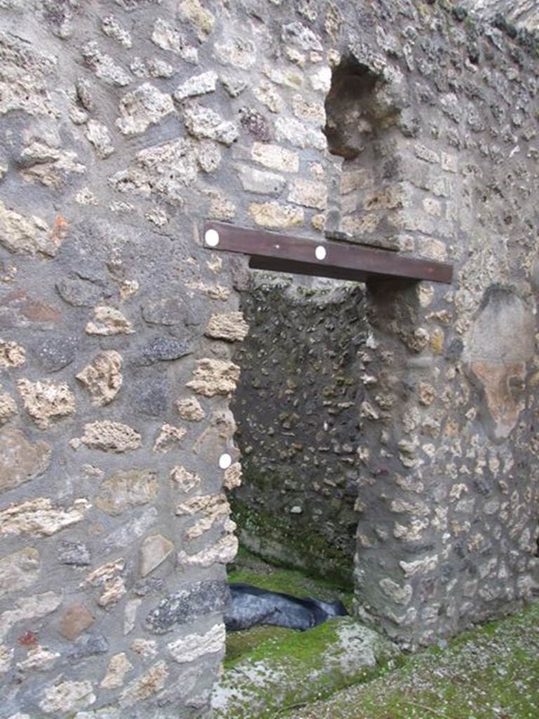 IX.8.6 Pompeii. March 2009. Doorway to Room 26.