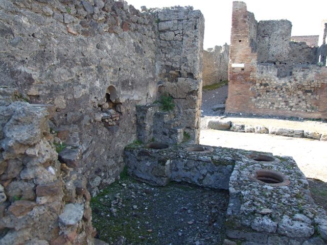 IX.9.1 Pompeii. March 2009. Cistern, near the west wall.