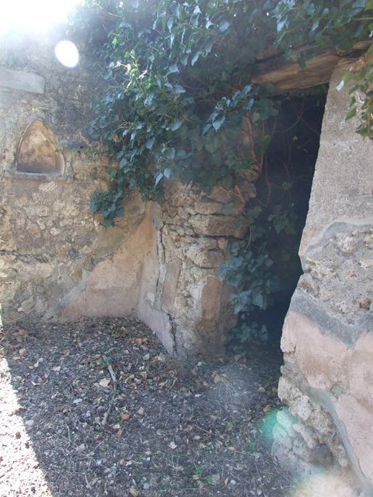 IX.9.11 Pompeii. March 2009. Atrium, North west corner. Doorway to Room 5. Cubiculum.