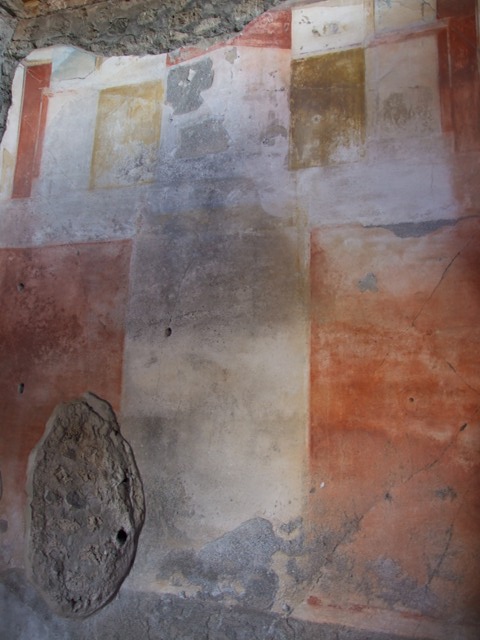 IX.9.c Pompeii. March 2009. North wall of triclinium. Painting of pavilion with figure. See Bragantini, de Vos, Badoni, 1986. Pitture e Pavimenti di Pompei, Parte 3. Rome: ICCD. (p. 539).