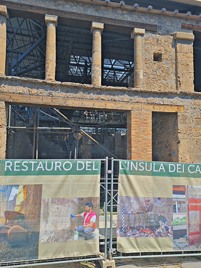 IX.12.1 and IX.12.2 Pompeii. June 2024.
Looking north towards entrance doorways. Photo courtesy of Giuseppe Ciaramella