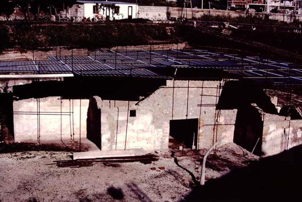 Villa Regina, Boscoreale. 1983. South side of villa with entrance doorway XIV.
Source: The Wilhelmina and Stanley A. Jashemski archive in the University of Maryland Library, Special Collections (See collection page) and made available under the Creative Commons Attribution-Non Commercial License v.4. See Licence and use details.
J80f0517