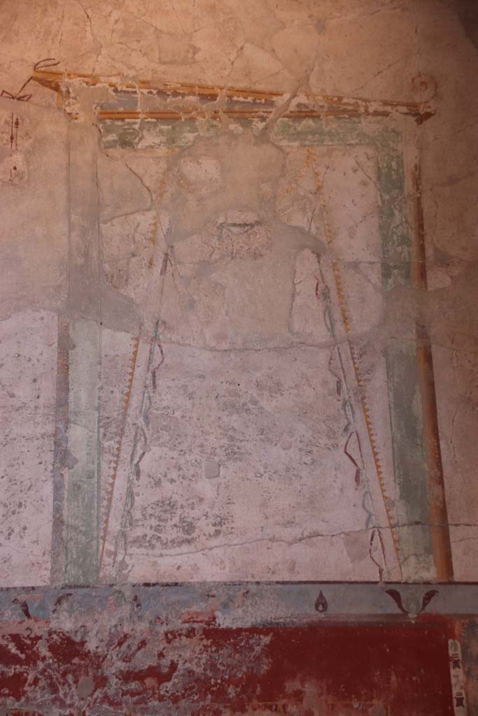 Villa Regina, Boscoreale. September 2021.
Room IV, detail from upper east wall. Photo courtesy of Klaus Heese.