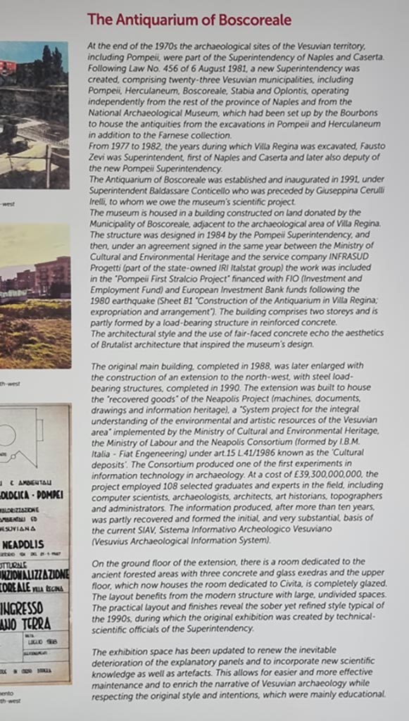 Villa Regina, Boscoreale. December 2023.
English information description card. Photo courtesy of Miriam Colomer.