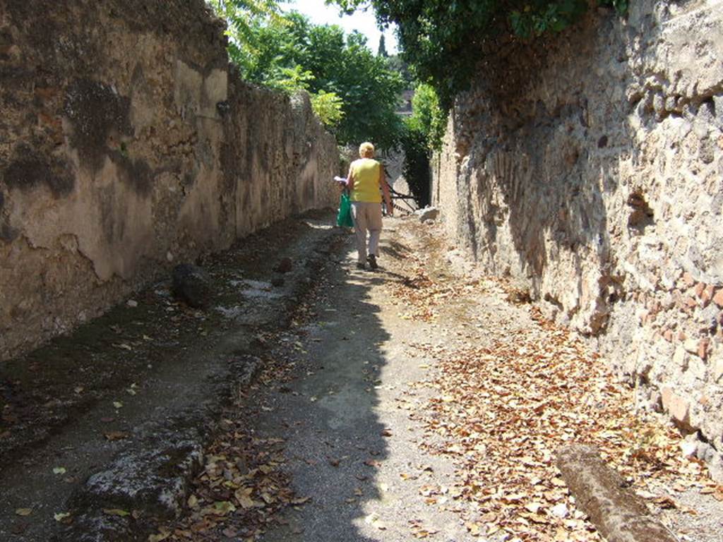 Unnamed vicolo between I.2 and I.3. Looking west. September 2005.