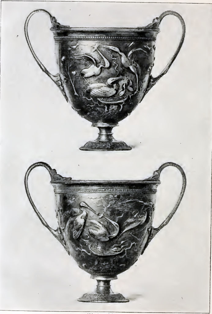 Villa della Pisanella, Boscoreale. Paris, Louvre. Silver cups from the treasure of Boscoreale, 2nd cup, sides A and B.
Parigi, Louvre. Boccali d�argento dal tesoro di Boscoreale, 2� boccale, lato A e B.
See Casale A. La favola delle cicogne da due boccali d'argento del Tesoro di Boscoreale: Sylva Mala II 1981, p. 5, fig 3-4.
See Robert C., 1919. Archaeologische Hermeneutik; Anleitung zur Deutung klassischer Bildwerke. Berlin. Pp. 98-99, figg. 82-83.
