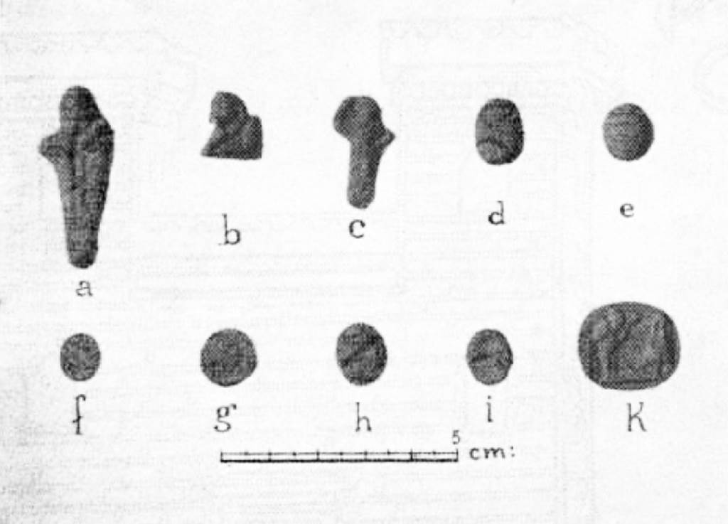 Villa Rustica di Marcus Livius Marcellus. Cameos and finds from the villa.
See Notizie degli Scavi di Antichit�, 1929, p. 184, fig. 6.
