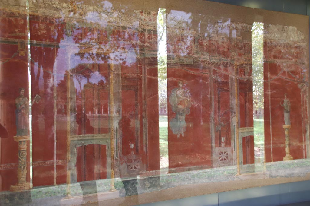 Complesso dei triclini in località Moregine a Pompei. October 2022. Triclinium A, north wall, on display in Pompeii Palaestra.
Photo courtesy of Klaus Heese
