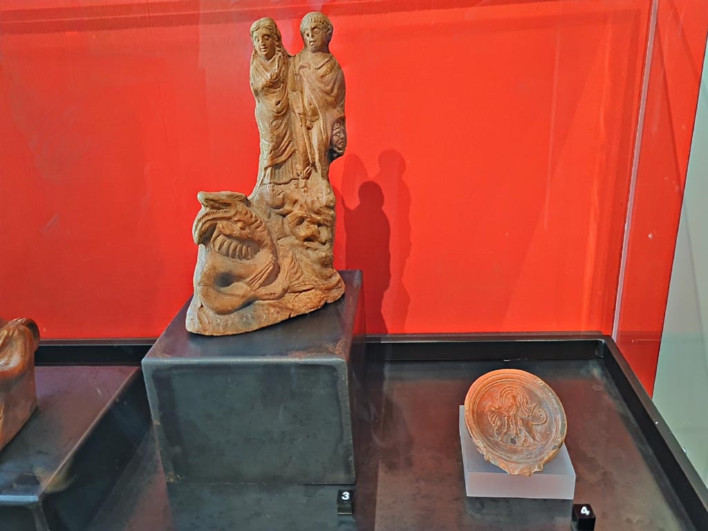 L’edificio B di Murecine a Pompei. March 2024. Photo courtesy of Giuseppe Ciaramella.
No.3. Group of Perseus, Andromeda and the sea monster (Ist century AD). (Gruppo con Perseo, Andromeda e il mostro marino (I sec, d.C).
On display in exhibition in Palaestra entitled – “L’altra Pompei, vite comuni all’ombra del Vesuvio”.