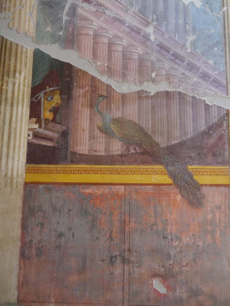Oplontis Villa of Poppea, September 2018.
Room 15, detail of tragic mask and peacock, from north end of east wall.
Foto Anne Kleineberg, ERC Grant 681269 DÉCOR.