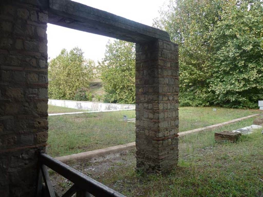 Oplontis Villa of Poppea, September 2015. Room 92, looking north-east across area 86 and narrow area 85 north of pilasters.