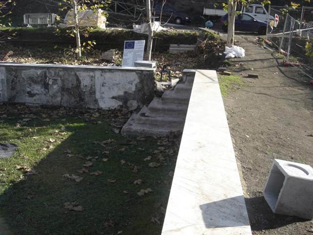 Oplontis Villa of Poppea, December 2007.
Room 92, north east corner of terrace, looking east along the south edge of the swimming pool area 96.
Photo courtesy of Drew Baker - from the King's College London, Villa of Oplontis Archive.