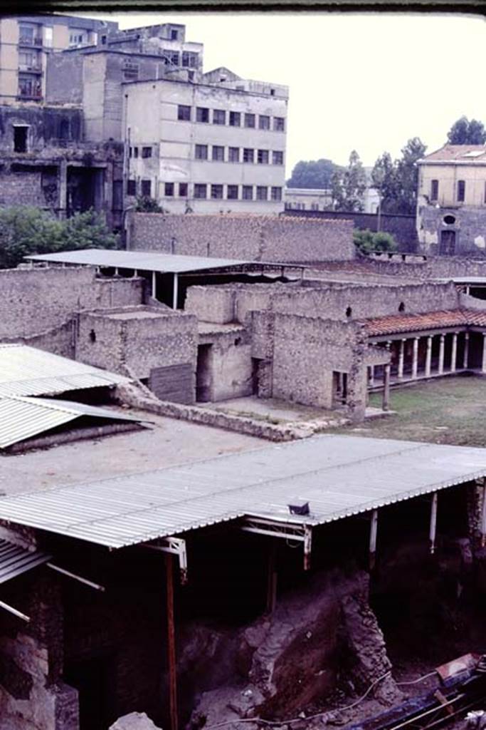 Oplontis, c.1984. Looking south-west across east complex and newly excavated rooms, from north end of east complex.
Source: The Wilhelmina and Stanley A. Jashemski archive in the University of Maryland Library, Special Collections (See collection page) and made available under the Creative Commons Attribution-Non Commercial License v.4. See Licence and use details. Oplo0210